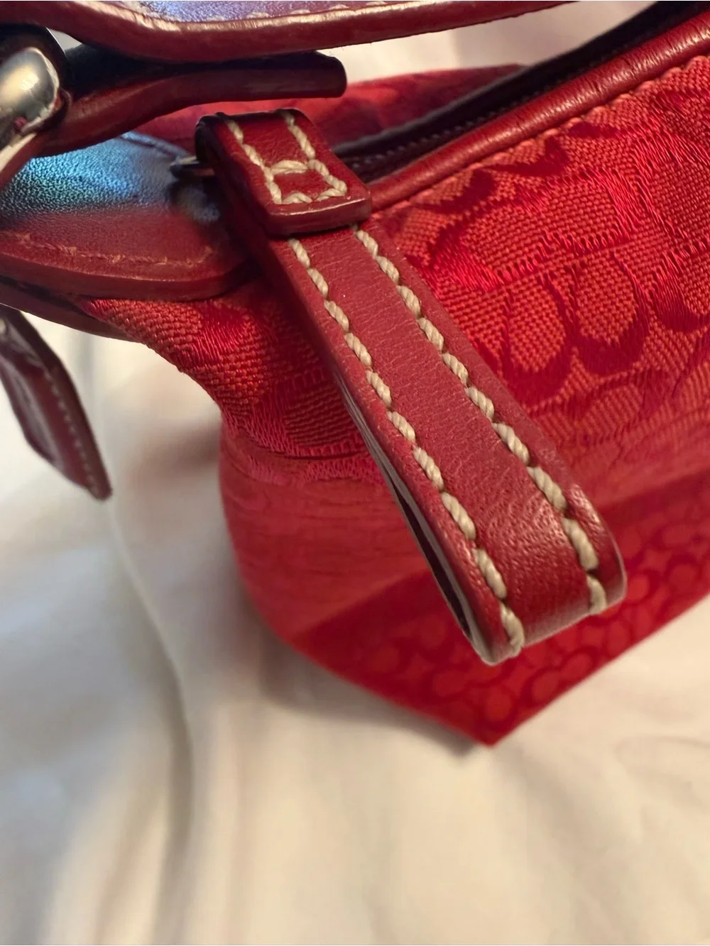 COACH Cherry Red Signature Soho Hobo Bag - Excellent Condition Y2K Vintage
